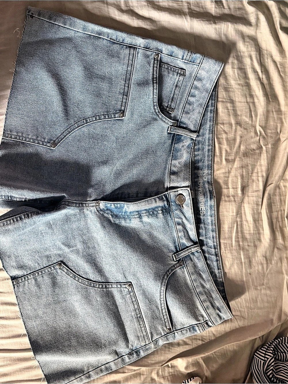 No boundaries Denim Jean Shorts Size 16 like new